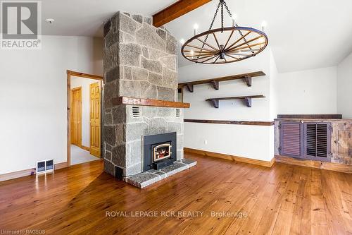 92 Moore St, Northern Bruce Peninsula, ON - Indoor Photo Showing Other Room With Fireplace