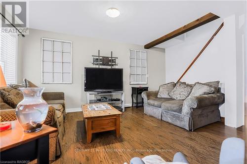 929 Huron Terrace, Kincardine, ON - Indoor Photo Showing Living Room