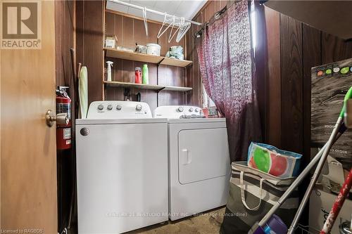 929 Huron Terrace, Kincardine, ON - Indoor Photo Showing Laundry Room