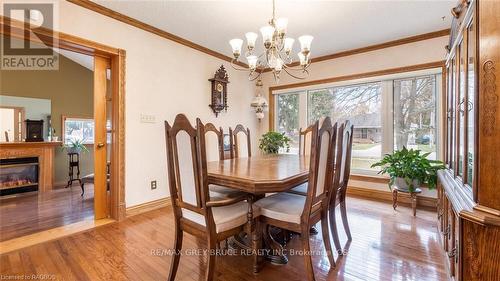 490 7Th Street W, Owen Sound, ON - Indoor Photo Showing Dining Room With Fireplace