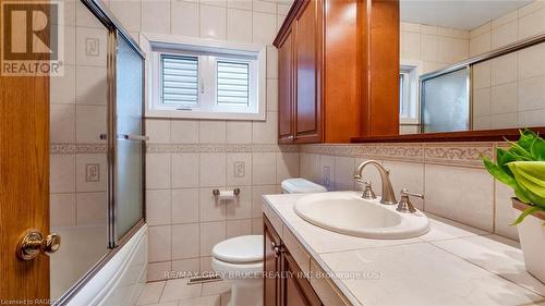 490 7Th Street W, Owen Sound, ON - Indoor Photo Showing Bathroom