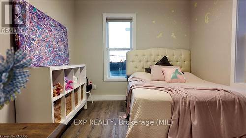 53 Concession 6, Brockton, ON - Indoor Photo Showing Bedroom