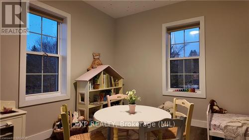 53 Concession 6, Brockton, ON - Indoor Photo Showing Dining Room