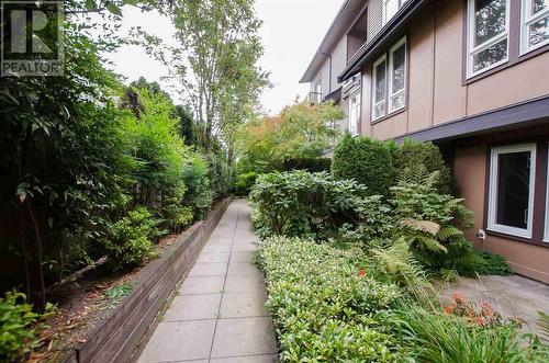 4 6538 Elgin Avenue, Burnaby, BC - Outdoor