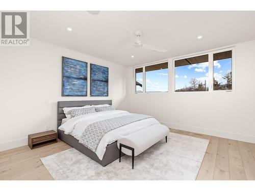 4983 Bucktail Lane, Kelowna, BC - Indoor Photo Showing Bedroom