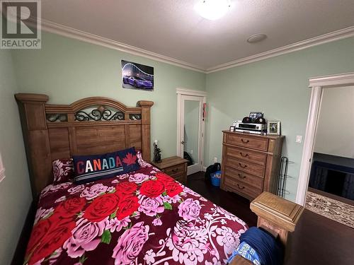 176 Phoenix Avenue Unit# 101, Penticton, BC - Indoor Photo Showing Bedroom