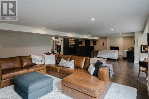 136 Trillium Drive Drive, Saugeen Shores, ON - Indoor Photo Showing Living Room