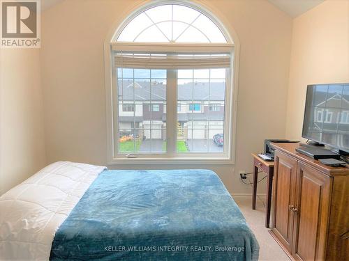 351 Rouncey Road, Ottawa, ON - Indoor Photo Showing Bedroom