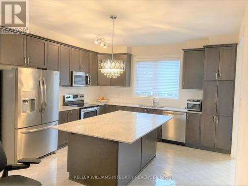 351 Rouncey Road, Ottawa, ON - Indoor Photo Showing Kitchen With Stainless Steel Kitchen With Upgraded Kitchen