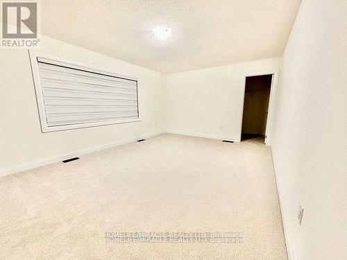 162 Rosanne Circle, Wasaga Beach, ON - Indoor Photo Showing Other Room