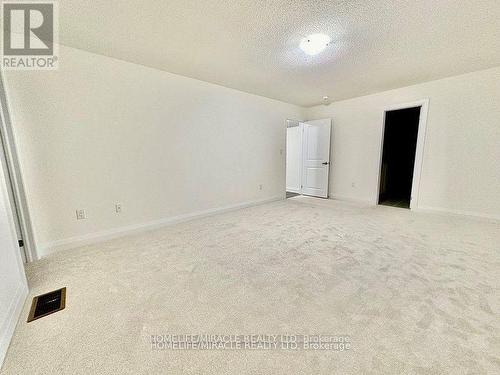 162 Rosanne Circle, Wasaga Beach, ON - Indoor Photo Showing Other Room