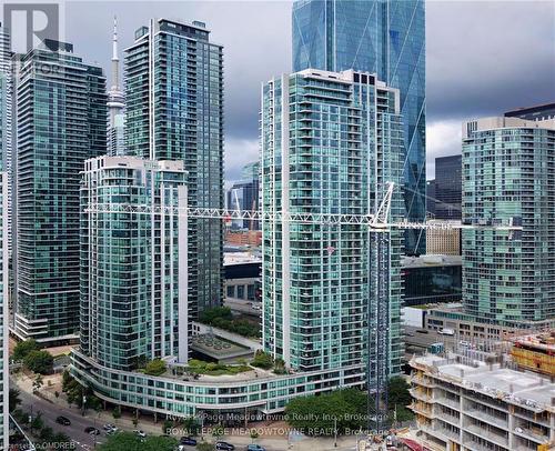 Ph 4006 - 16 Yonge Street, Toronto (Waterfront Communities), ON - Outdoor With Facade