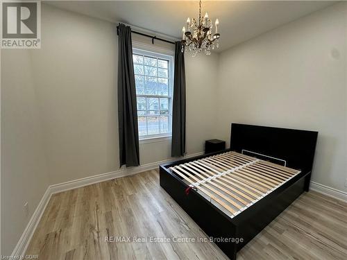 B - 36 London Road W, Guelph (Exhibition Park), ON - Indoor Photo Showing Bedroom