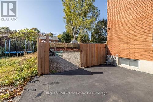 200 Alma Street N, Guelph (Onward Willow), ON - Outdoor