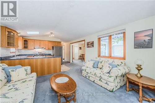 2 Spruce Avenue, Puslinch, ON - Indoor