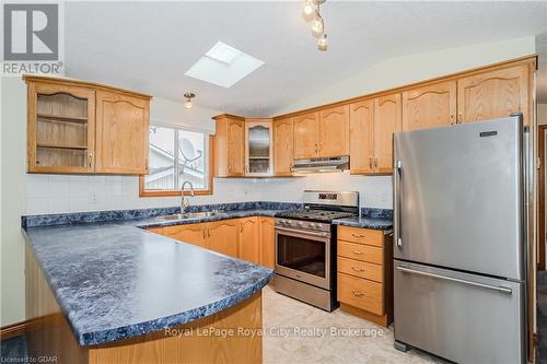 2 Spruce Avenue, Puslinch, ON - Indoor Photo Showing Kitchen With Stainless Steel Kitchen With Double Sink