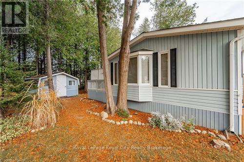 2 Spruce Avenue, Puslinch, ON - Outdoor