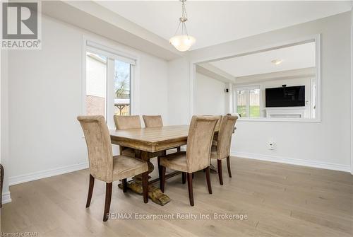 132 Drexler Avenue, Guelph/Eramosa (Rockwood), ON - Indoor Photo Showing Dining Room