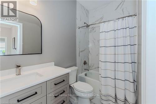 1202 - 1878 Gordon Street, Guelph (Guelph South), ON - Indoor Photo Showing Bathroom