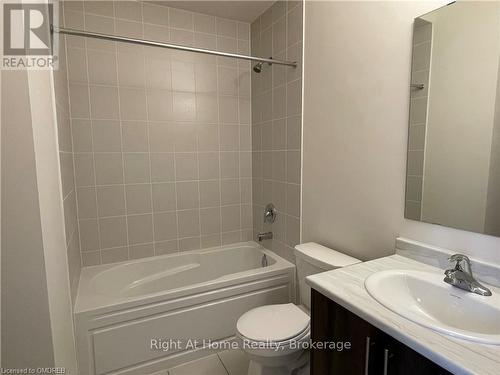 3044 Perkins Way, Oakville (1010 - Jm Joshua Meadows), ON - Indoor Photo Showing Bathroom