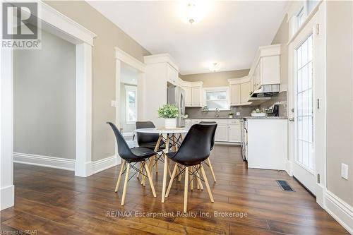 274 Alma Street, Guelph/Eramosa (Rockwood), ON - Indoor Photo Showing Dining Room