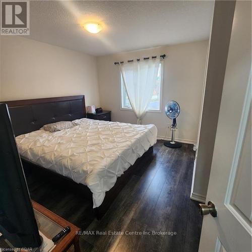 57 Arlington Crescent, Guelph (Pine Ridge), ON - Indoor Photo Showing Bedroom