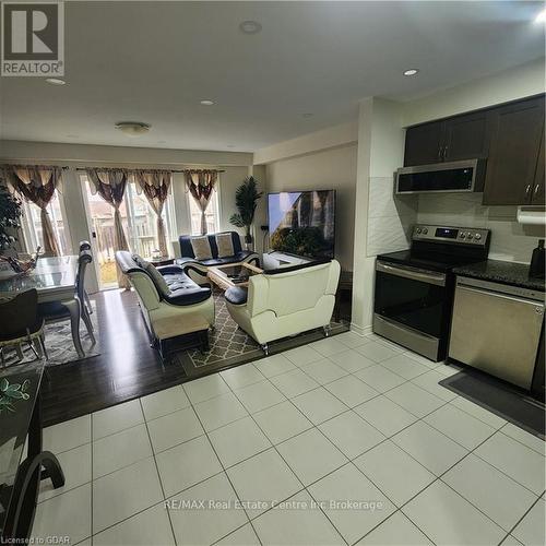 57 Arlington Crescent, Guelph (Pine Ridge), ON - Indoor Photo Showing Kitchen