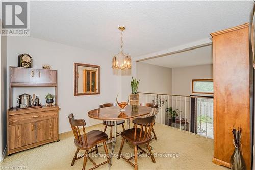 5 - 2 Worton Avenue, Guelph (Parkwood Gardens), ON - Indoor Photo Showing Dining Room