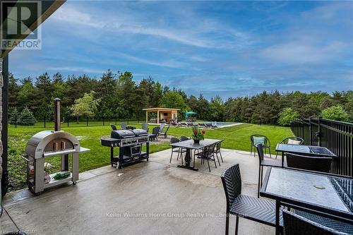 125 Crewson Court, Erin, ON - Outdoor