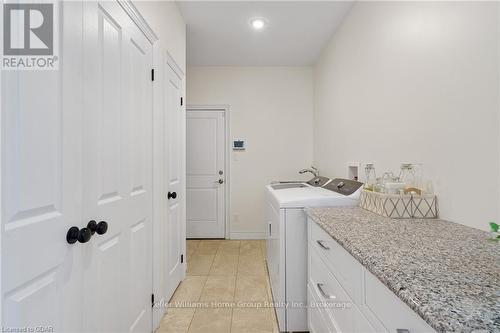 125 Crewson Court, Erin, ON - Indoor Photo Showing Laundry Room