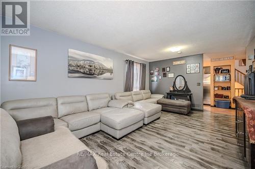 400 Starwood Drive, Guelph (Grange Hill East), ON - Indoor Photo Showing Living Room