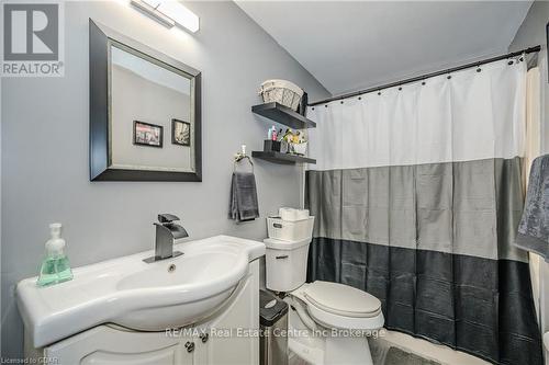 400 Starwood Drive, Guelph (Grange Hill East), ON - Indoor Photo Showing Bathroom