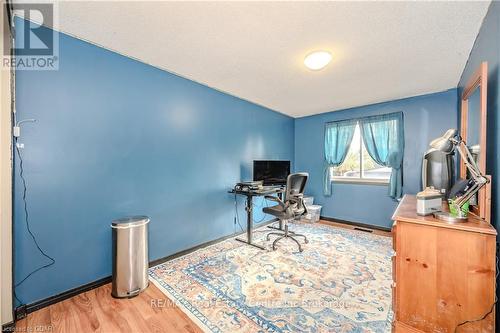 400 Starwood Drive, Guelph (Grange Hill East), ON - Indoor