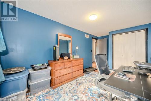 400 Starwood Drive, Guelph (Grange Hill East), ON - Indoor