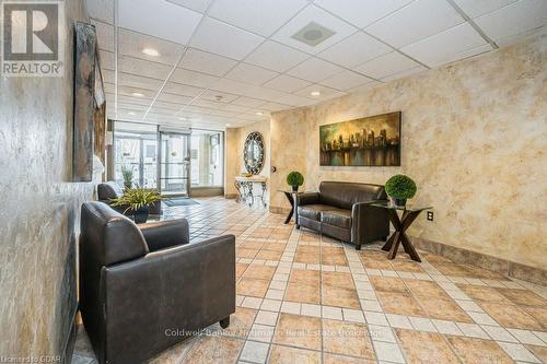 1206 - 55 Green Valley Drive, Kitchener, ON - Indoor