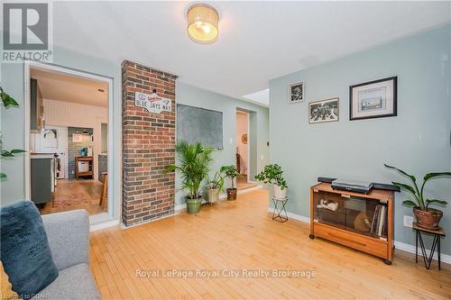 39 Raglan Street, Guelph (Central West), ON - Indoor