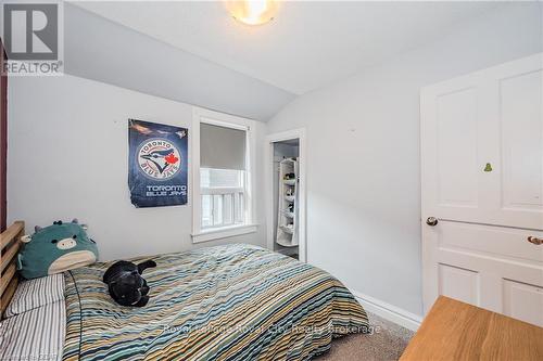 39 Raglan Street, Guelph (Central West), ON - Indoor Photo Showing Bedroom