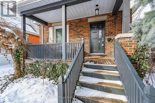 39 Raglan Street, Guelph (Central West), ON - Outdoor