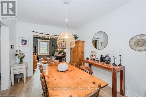 39 Raglan Street, Guelph (Central West), ON - Indoor Photo Showing Dining Room