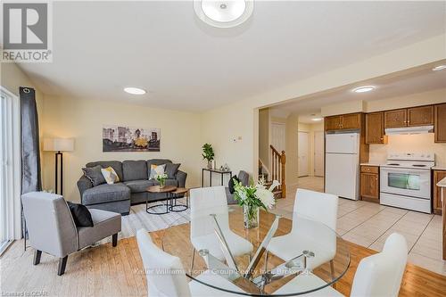 79 Severn Drive, Guelph (Grange Hill East), ON - Indoor