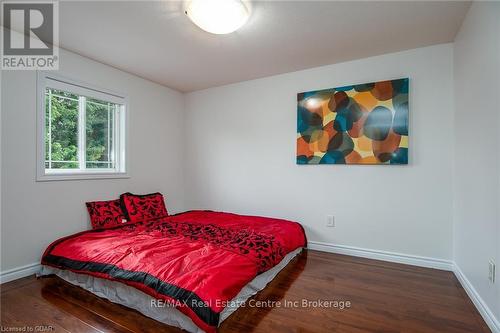 130 Clough Crescent, Guelph (Pine Ridge), ON - Indoor Photo Showing Bedroom