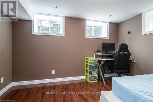 130 Clough Crescent, Guelph (Pine Ridge), ON - Indoor