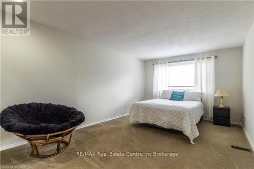 32 Wilsonview Avenue, Guelph (Hanlon Creek), ON - Indoor Photo Showing Bedroom