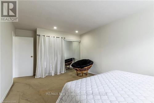 32 Wilsonview Avenue, Guelph (Hanlon Creek), ON - Indoor Photo Showing Bedroom