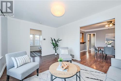 67 Hayes Avenue, Guelph (Two Rivers), ON - Indoor Photo Showing Living Room