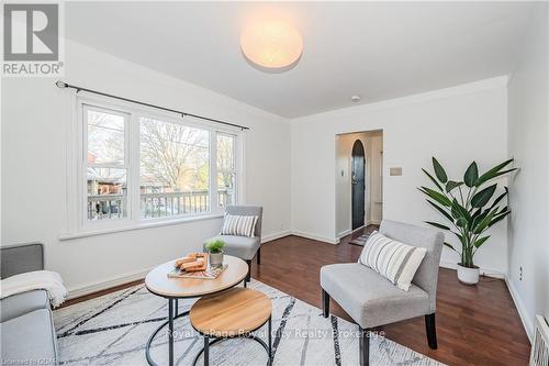 67 Hayes Avenue, Guelph (Two Rivers), ON - Indoor Photo Showing Living Room