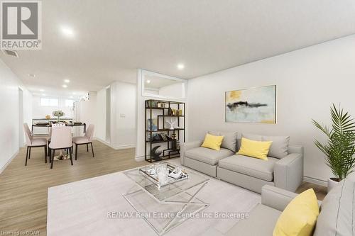 31 Sunnylea Crescent, Guelph (Waverley), ON - Indoor Photo Showing Living Room