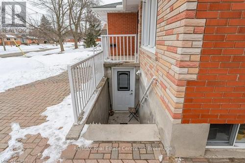 31 Sunnylea Crescent, Guelph (Waverley), ON - Outdoor With Exterior