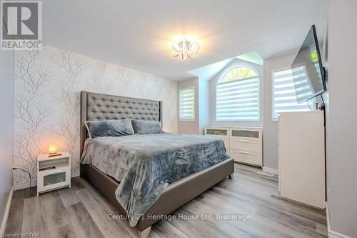 192 Severn Drive, Guelph (Grange Hill East), ON - Indoor Photo Showing Bedroom