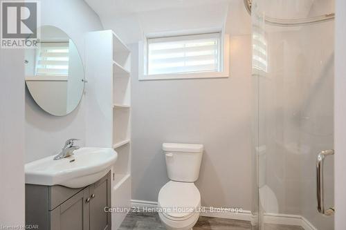 192 Severn Drive, Guelph (Grange Hill East), ON - Indoor Photo Showing Bathroom